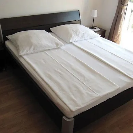 Studio Fur 4 Personen Ca 44 Qm In Vodice, Dalmatien Norddalmatien Apartmán *