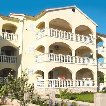 Studio Fur 4 Personen Ca 44 Qm In Vodice, Dalmatien Norddalmatien Apartmán Vodice